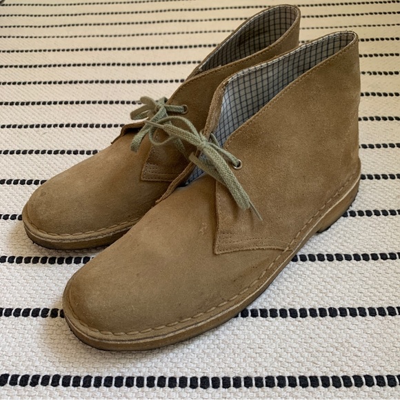Clarks Classics Desert Boot Beige Suede Size 10 - Picture 2 of 11